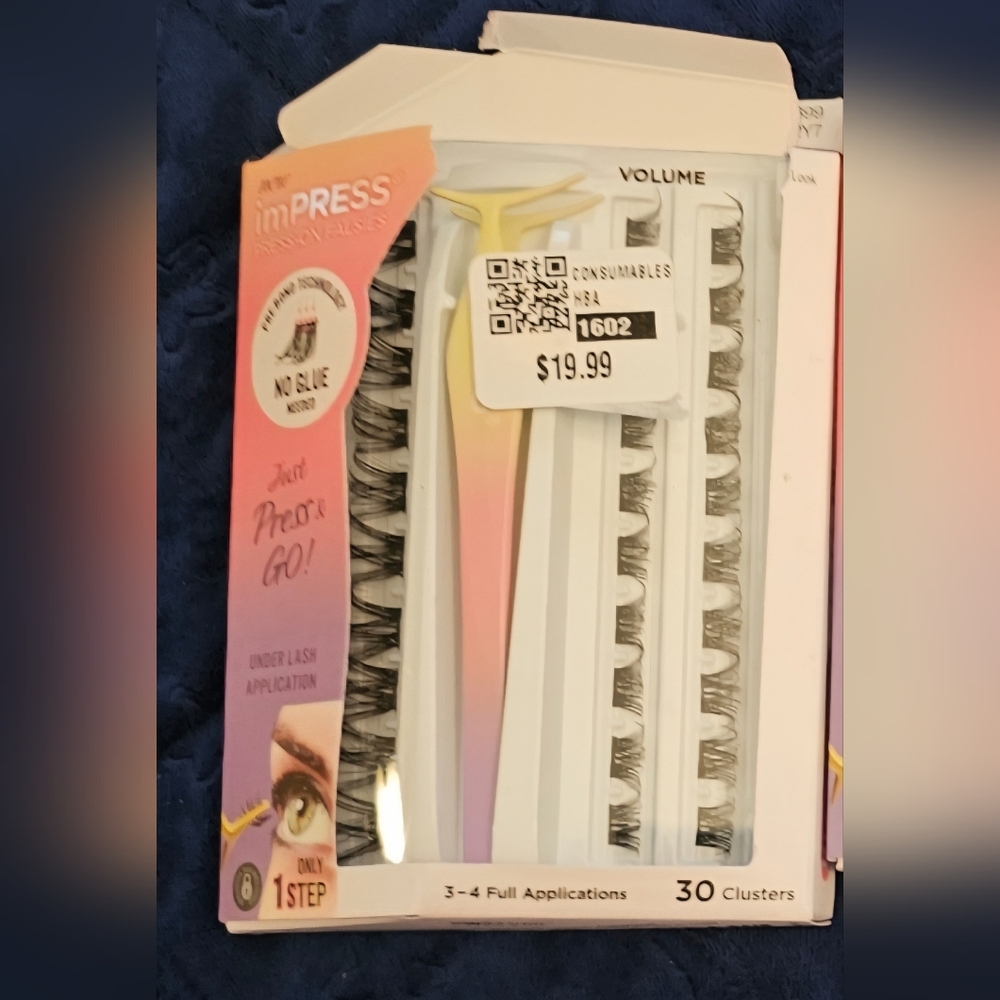 KISS imPRESS Press-On Falsies Voluminous Curly 3 Pack Of 30 New - Picture 4 of 6